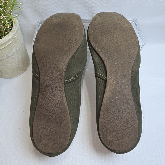 Steve Madden Dark Green Flats AZIKA WOMENS SIZE 8.5 - Picture 4 of 7
